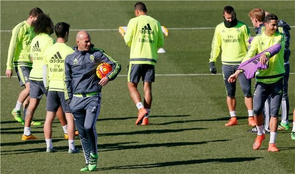 زيدان في التمارين 