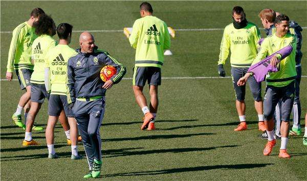 زيدان في التمارين 