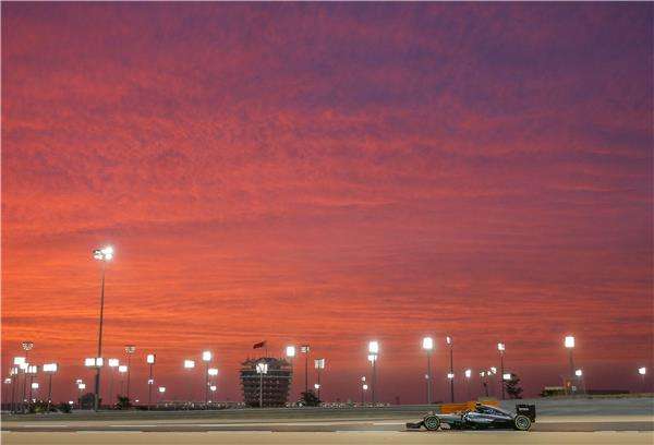 روزبرج خلال التجارب الحرة الأولى في البحرين