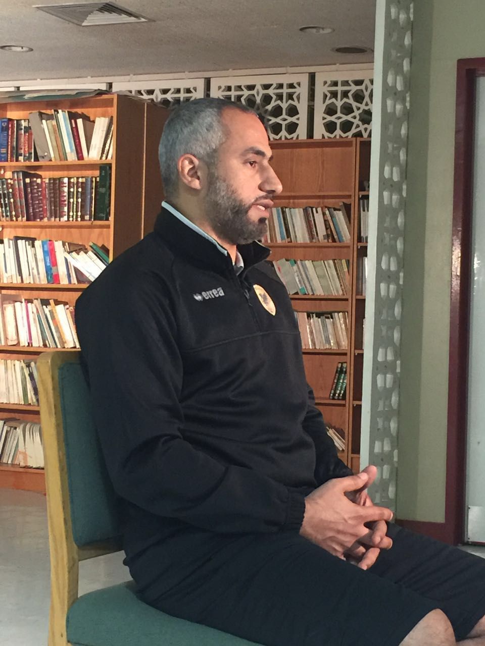 مدير الاحتراف بنادي الخليح حسين الصادق 