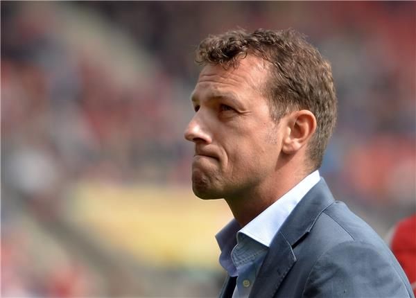 ماركوس فينزيرل مدرب اوجسبورج