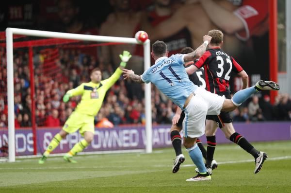 2016-04-02t155320z_102614000_mt1aci14336307_rtrmadp_3_soccer-england-bou-mci_reuters
