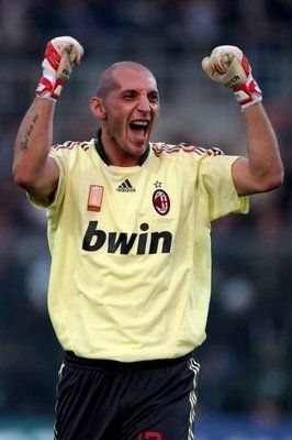 أبياتي الذي قدم مستويات مميزة مع الميلان هذا الموسم