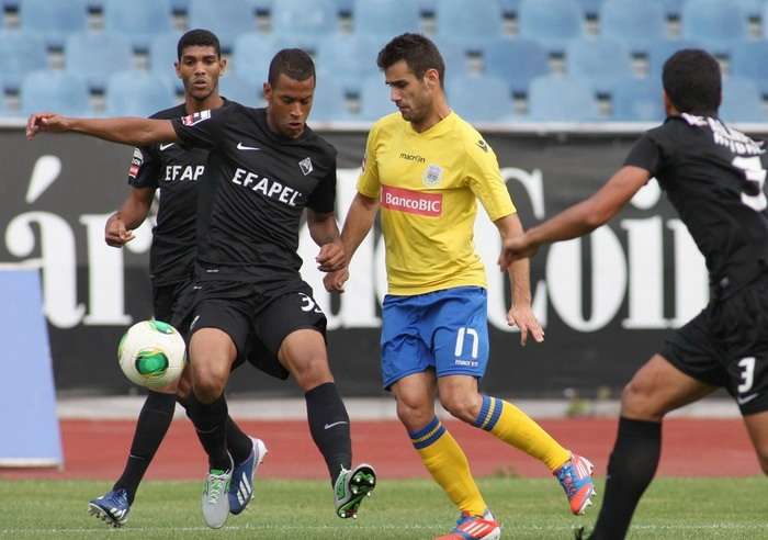 من أرشيف مباريات الفريقين