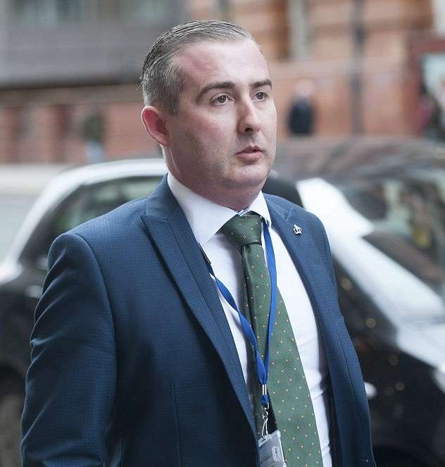 الطبيب مارك بونار