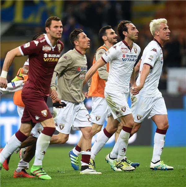 تورينو يسقط إنتر 