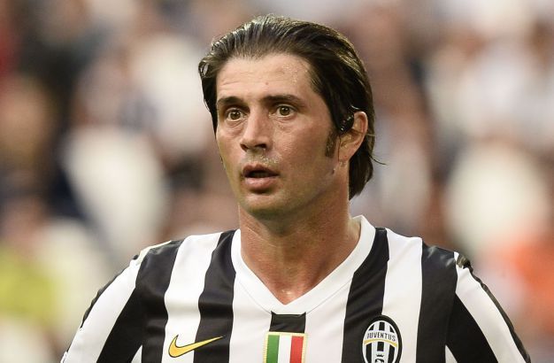 اليسيو تاكيناردي