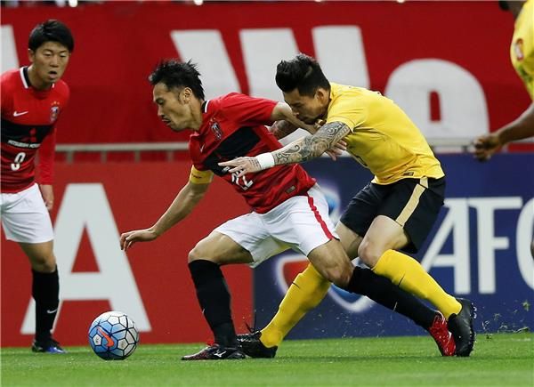 من مباراة اوراوا ريد دياموندز وقوانجتشو إيفرجراند