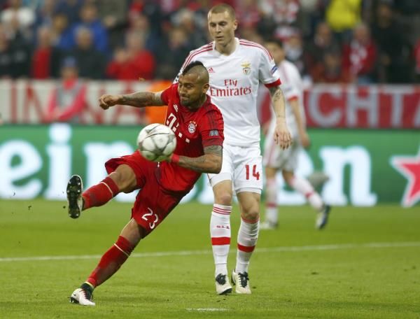 2016-04-05t203017z_955455546_lr2ec451ky6px_rtrmadp_3_soccer-champions-bay-slb_reuters