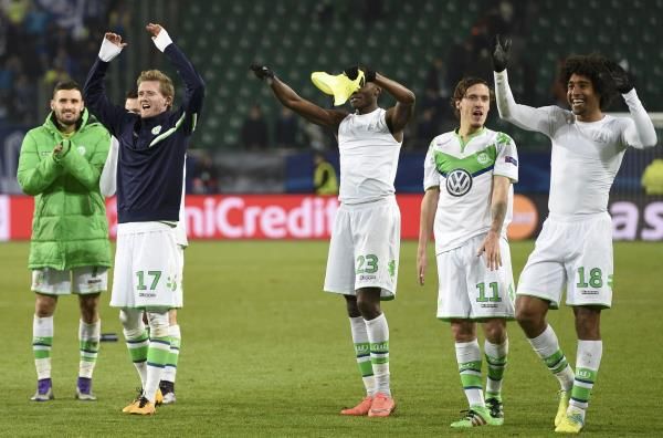 2016-03-08t214737z_165050733_lr2ec381oj2kv_rtrmadp_3_soccer-champions-gen-wol_reuters