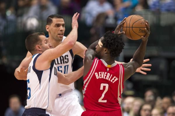 2016-04-07t030017z_115727541_nocid_rtrmadp_3_nba-houston-rockets-at-dallas-mavericks_reuters