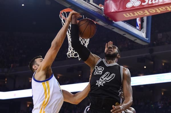 2016-04-08t031100z_1224810959_nocid_rtrmadp_3_nba-san-antonio-spurs-at-golden-state-warriors_reuters