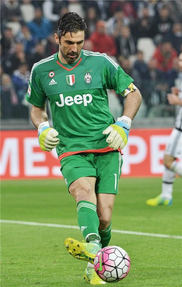 جانلويجي بوفون 