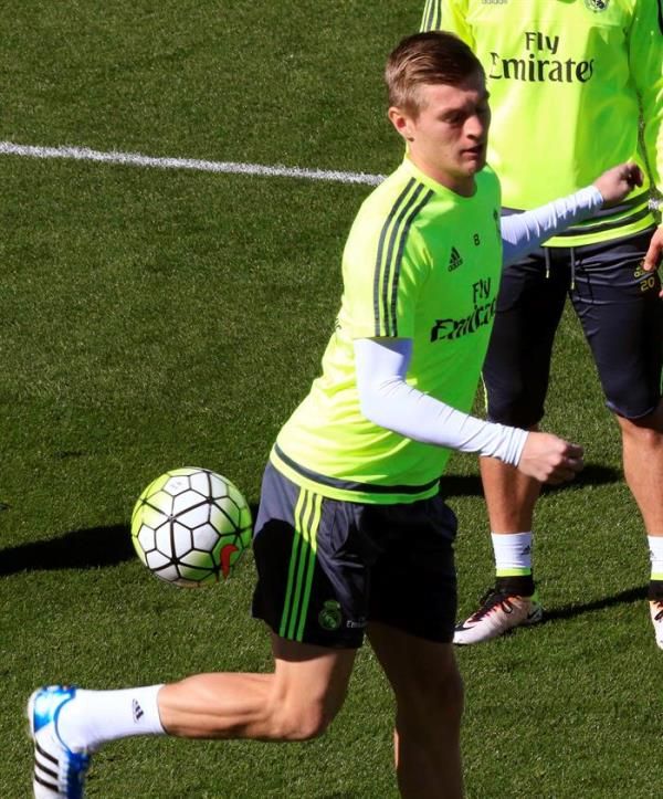 20160408-635957153654646614w_efe