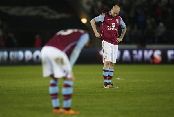 2016-03-19t192211z_101416931_mt1aci14321180_rtrmadp_3_soccer-england-swa-avl_reuters