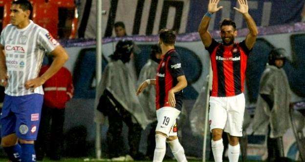 من مباراة جودوي كروز وسان لورنزو