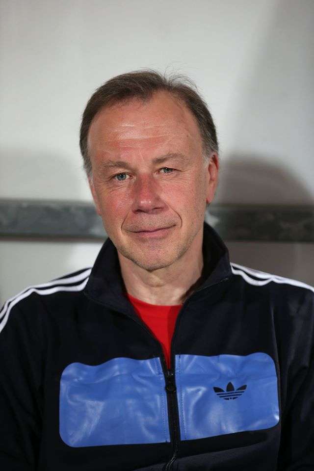 مدرب العهد روبرت جاسبارت