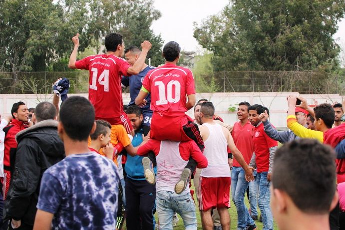 فرحة لاعبي الأهلي بالصعود
