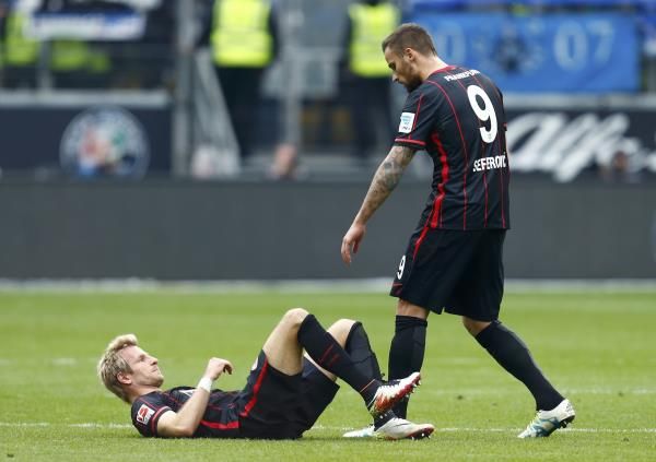 2016-04-09t155509z_453123466_lr2ec49187mas_rtrmadp_3_soccer-germany_reuters