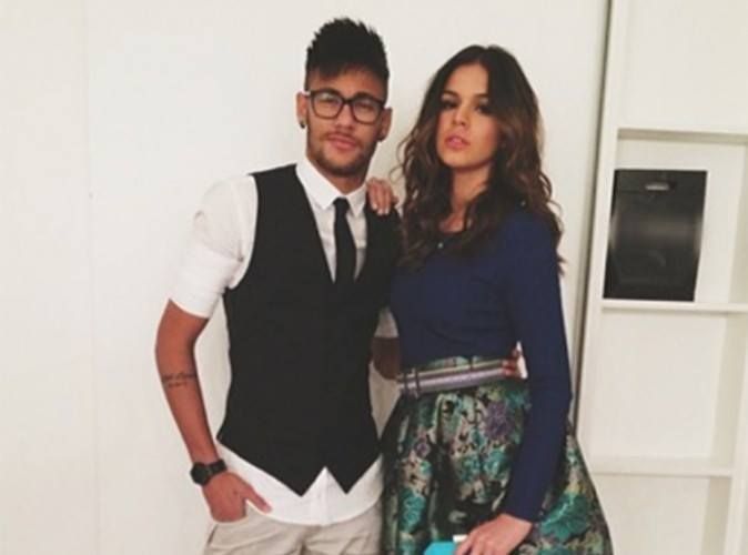  نيمار وصديقته السابقة برونا ماركيزيني