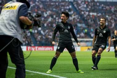 كرستيانو رونالدو تايلاند ثيراثون بونماثان