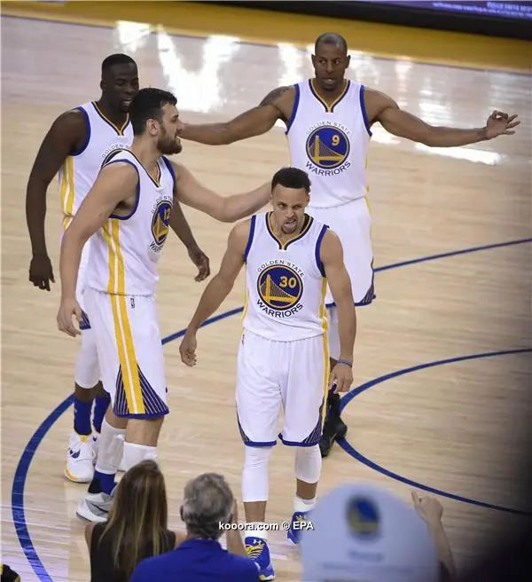 ?i=epa%2fbasketball%2f2016-04%2f2016-04-14-05258043_epa