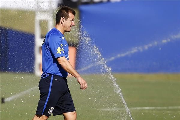 كارلوس دونجا