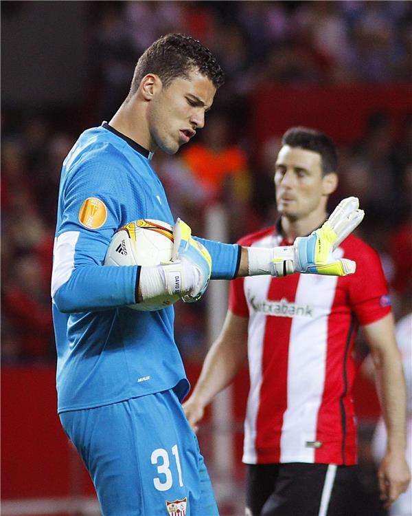 حارس إشبيليه دافيد سوريا