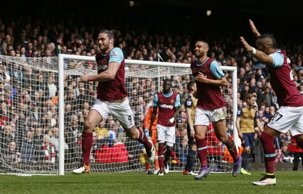 2016-04-09t130443z_103208683_mt1aci14344005_rtrmadp_3_soccer-england-whu-ars_reuters