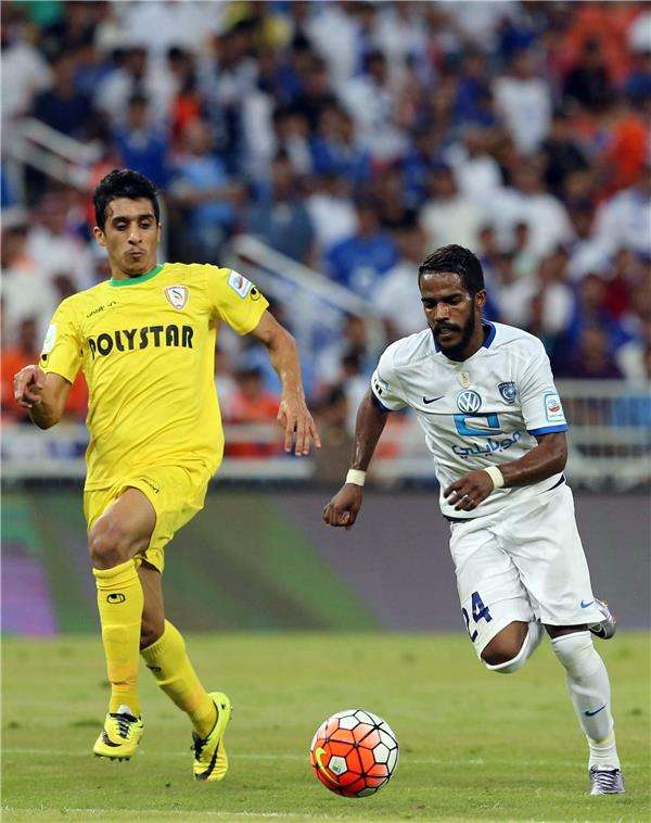 نواف العابد (على اليمين)