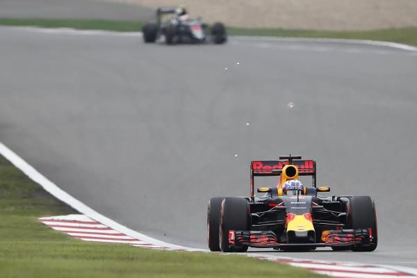 2016-04-16t083912z_1598968135_gf10000384196_rtrmadp_3_motor-f1-china_reuters