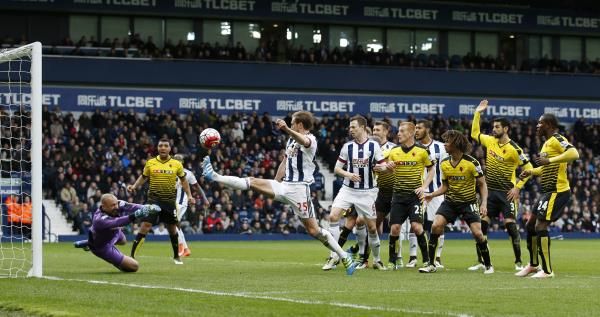 من مباراة واتفورد ووست بروميتش 