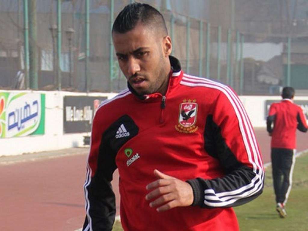 حسام عاشور
