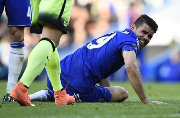 2016-04-16t173228z_103829548_mt1aci14352265_rtrmadp_3_soccer-england-che-mci_reuters