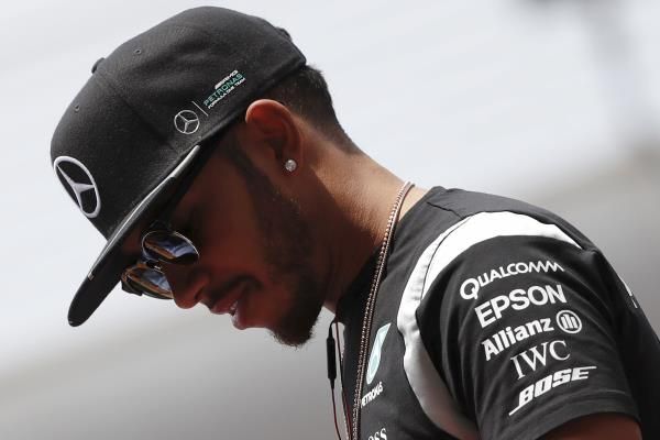 2016-04-17t052744z_27580698_gf10000385018_rtrmadp_3_motor-f1-china_reuters