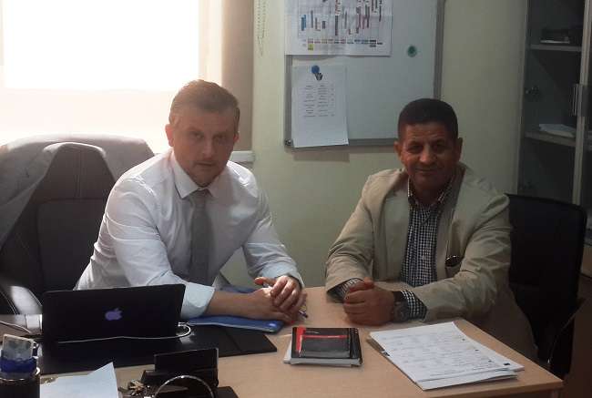 ستيورات وقطيشات خلال اجتماع اليوم