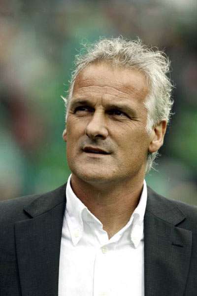 مدرب نادي شالكة المقال فريد روتين