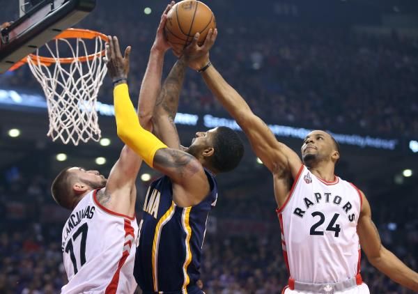 2016-04-19t023700z_1220905273_nocid_rtrmadp_3_nba-playoffs-indiana-pacers-at-toronto-raptors_reuters