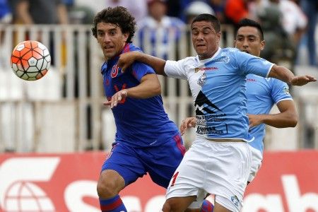 لقطة من مباريات الدوري التشيلي
