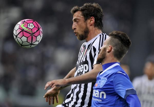 2016-04-02t192613z_524024954_gf10000369270_rtrmadp_3_soccer-italy_reuters