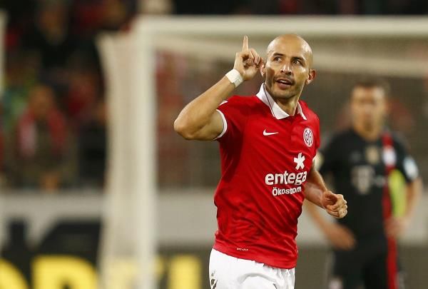 2014-12-19t195722z_512714589_lr1eacj1jfc0l_rtrmadp_3_soccer-germany_reuters
