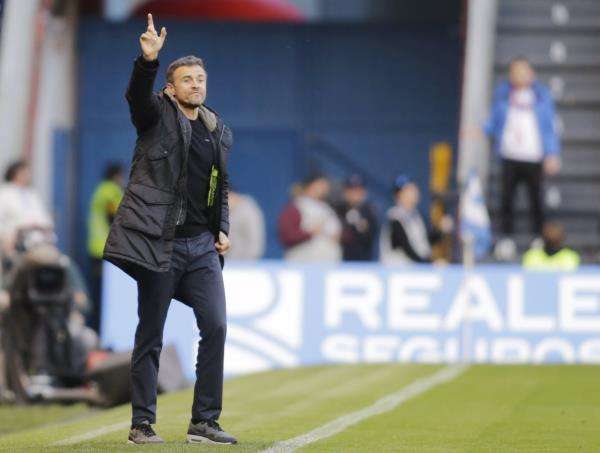 لويس إنريكي في مباراة اليوم