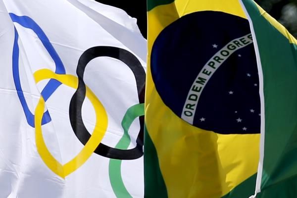 2016-04-21t121949z_1171844347_gf10000390866_rtrmadp_3_olympics-rio-torch_reuters