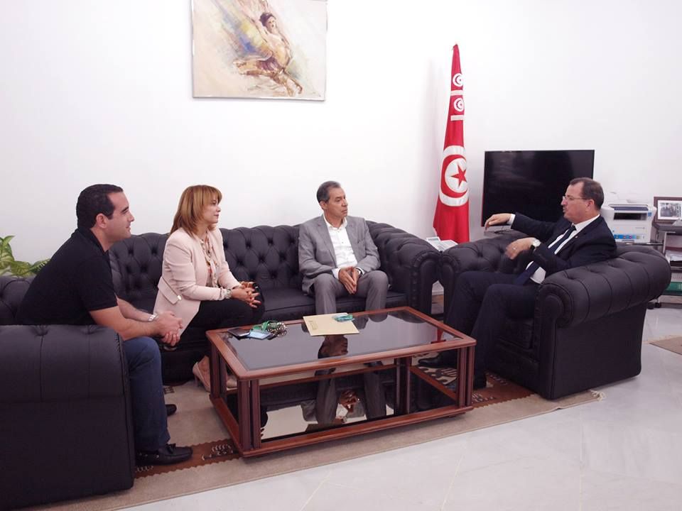 من استقبال وزير الرياضة  لرئيسة الاتحاد التونسي للتنس