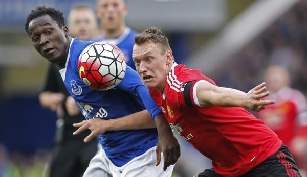 2015-10-17t152055z_88096855_mt1aci14101461_rtrmadp_3_soccer-england-eve-mun_reuters