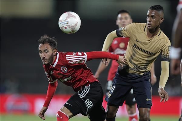 من مباراة بوماس أونام و تيخوانا