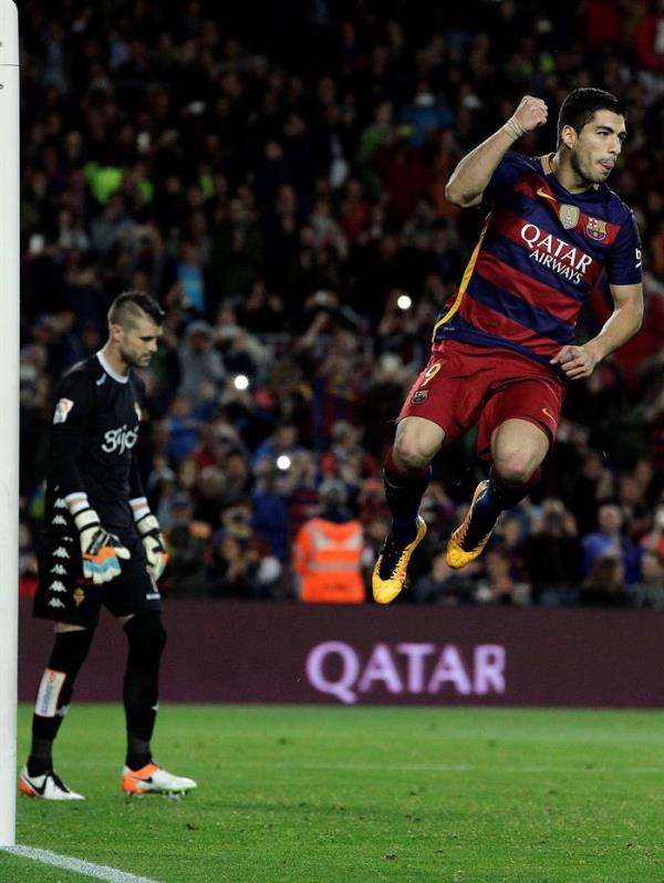 20160423-635970475089087363w_efe