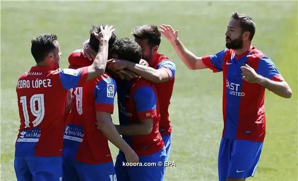 ?i=epa%2fsoccer%2f2016-04%2f2016-04-24%2f2016-04-24-05274939_epa