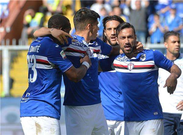 صورة من مباراة سامبدوريا و لاتسيو