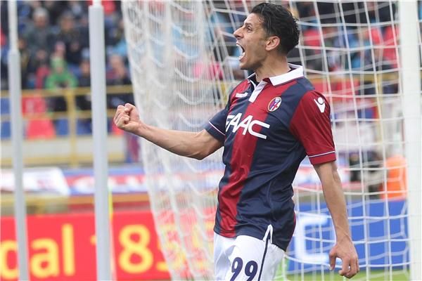 صورة من مباراة بولونيا و جنوة 